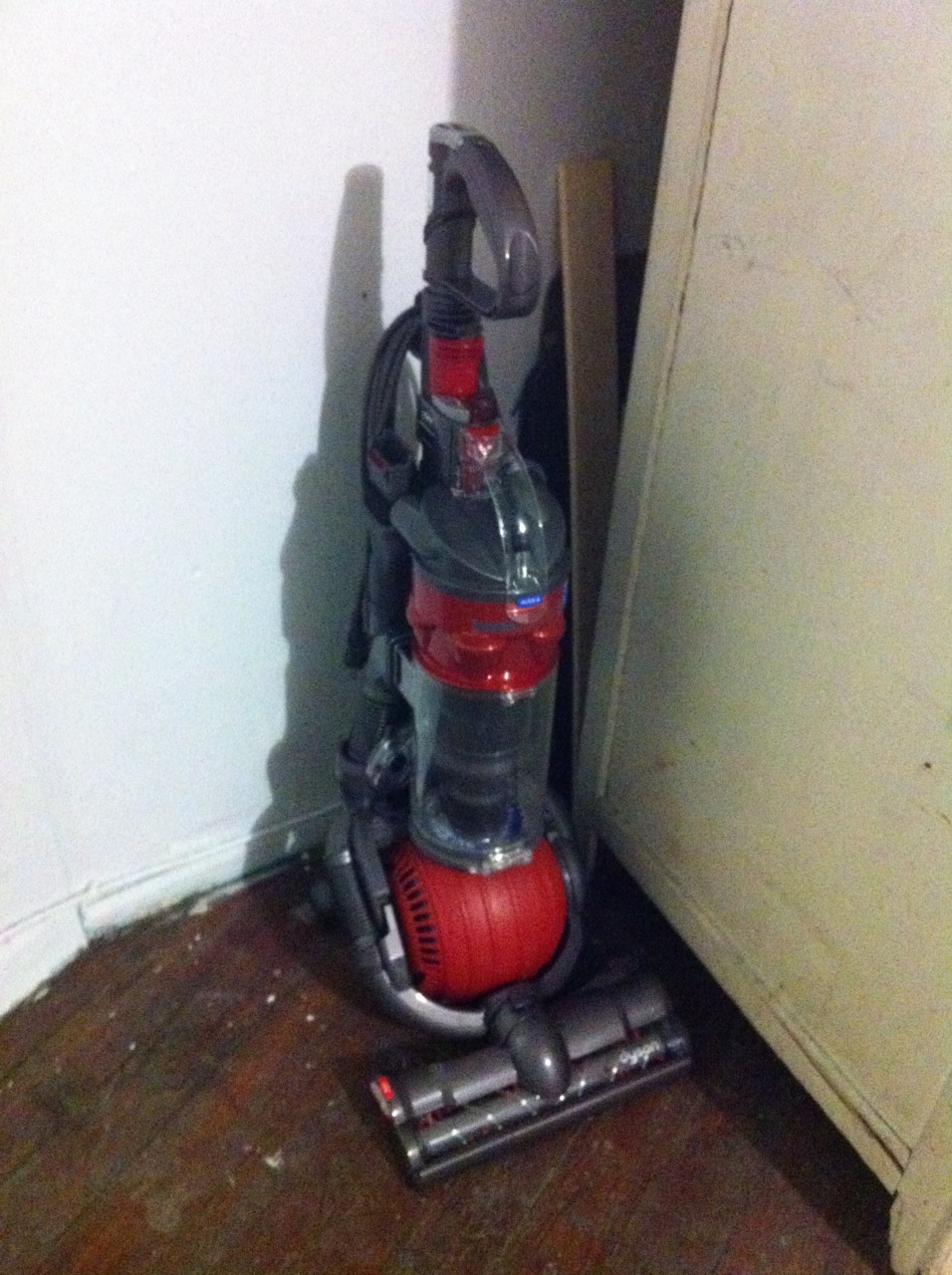 Dyson DC24 Multi Floor Vacuum Cleaner